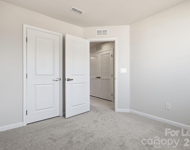 7024 Capstan Terrace - Photo Thumbnail 21