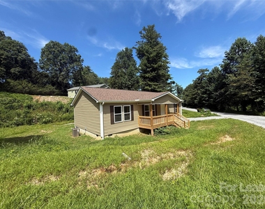 204 Oscelake Way - Photo Thumbnail 4