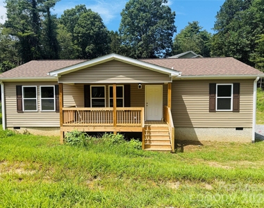 204 Oscelake Way - Photo Thumbnail 1