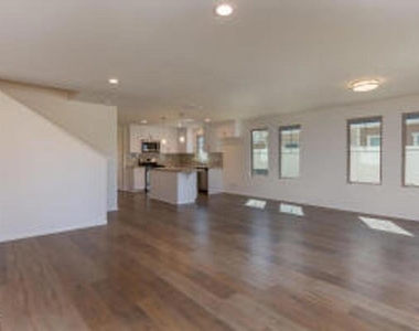 104 Main Street - Photo Thumbnail 3