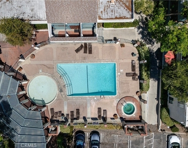 5700 Etiwanda - Photo Thumbnail 13