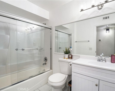 5700 Etiwanda - Photo Thumbnail 10