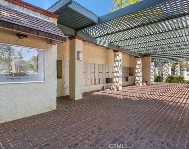 5700 Etiwanda - Photo Thumbnail 15