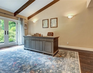 4751 Topeka Drive - Photo Thumbnail 22