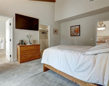 4751 Topeka Drive - Photo Thumbnail 43