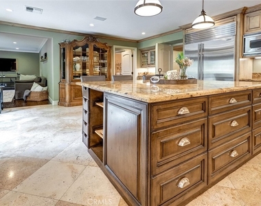 4751 Topeka Drive - Photo Thumbnail 19