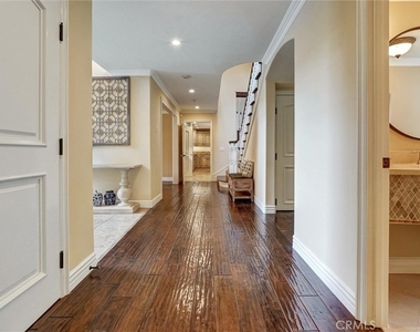 4751 Topeka Drive - Photo Thumbnail 26