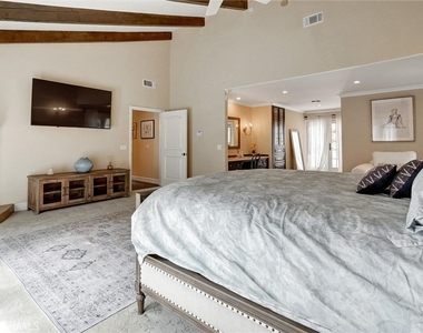 4751 Topeka Drive - Photo Thumbnail 39
