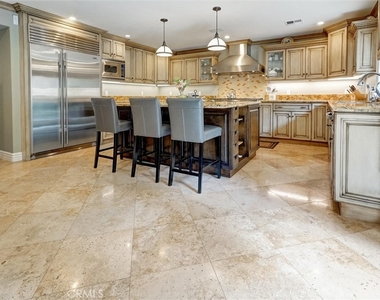 4751 Topeka Drive - Photo Thumbnail 14