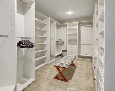 4751 Topeka Drive - Photo Thumbnail 33