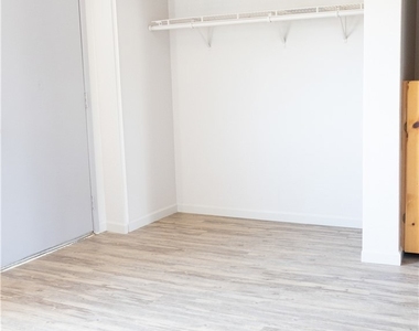 1239 E Foothill Boulevard - Photo Thumbnail 34