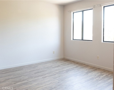 1239 E Foothill Boulevard - Photo Thumbnail 20