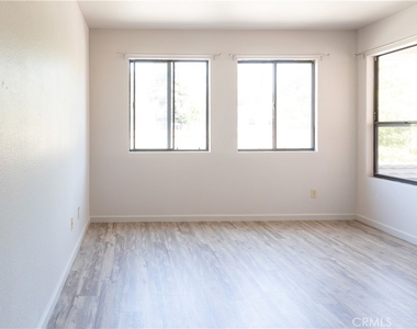 1239 E Foothill Boulevard - Photo Thumbnail 6
