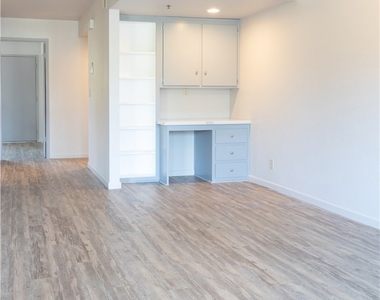 1239 E Foothill Boulevard - Photo Thumbnail 22
