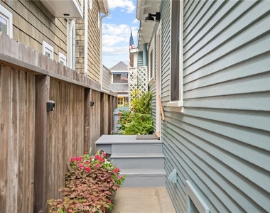 36 19th Street - Photo Thumbnail 44