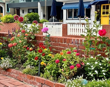 36 19th Street - Photo Thumbnail 8