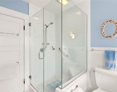 36 19th Street - Photo Thumbnail 41