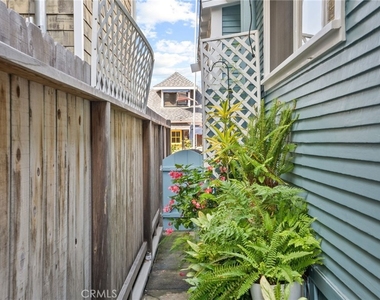 36 19th Street - Photo Thumbnail 43