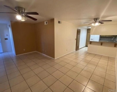 9856 Shirley Gardens Drive - Photo Thumbnail 2