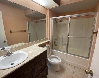 9856 Shirley Gardens Drive - Photo Thumbnail 5