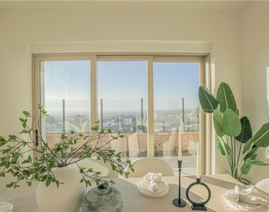 137 Oakstone - Photo Thumbnail 14