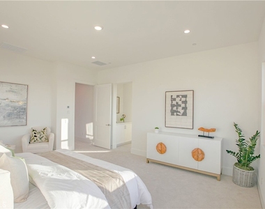 137 Oakstone - Photo Thumbnail 7
