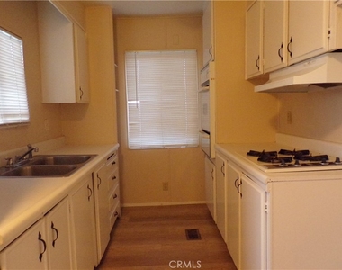 12710 3rd Street - Photo Thumbnail 10
