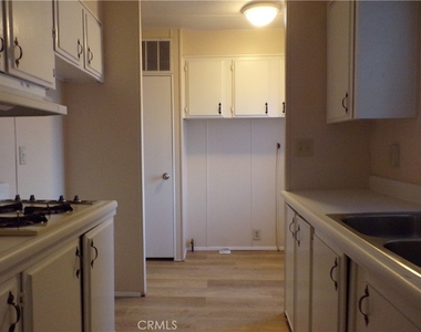 12710 3rd Street - Photo Thumbnail 11