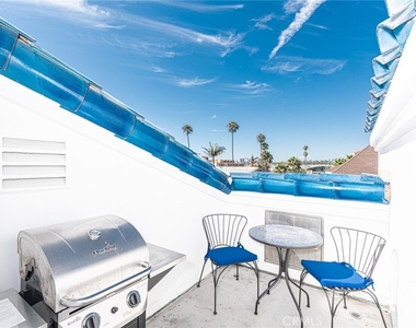 1720 W Oceanfront - Photo Thumbnail 4
