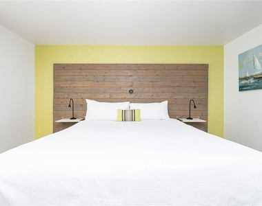 1720 W Oceanfront - Photo Thumbnail 28