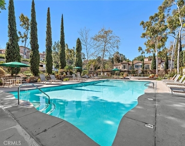 1 Tivoli Court - Photo Thumbnail 33