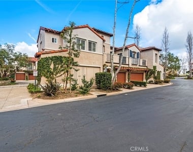 1 Tivoli Court - Photo Thumbnail 23