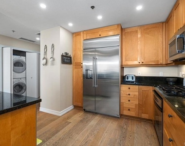 700 W Harbor Drive - Photo Thumbnail 9