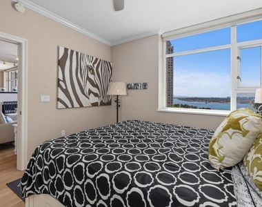 700 W Harbor Drive - Photo Thumbnail 27
