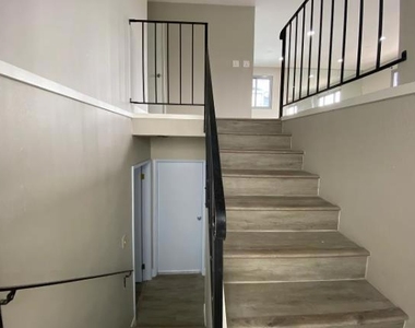 134 Morton Drive - Photo Thumbnail 1