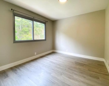 134 Morton Drive - Photo Thumbnail 13