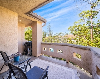 1046 Calle Del Cerro - Photo Thumbnail 9