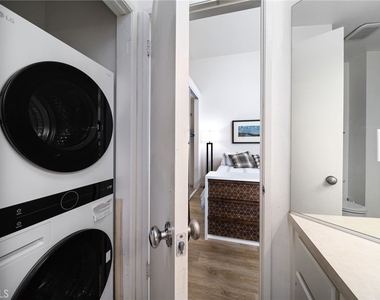 1046 Calle Del Cerro - Photo Thumbnail 13