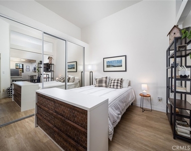 1046 Calle Del Cerro - Photo Thumbnail 10