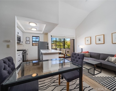 1046 Calle Del Cerro - Photo Thumbnail 6