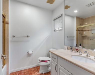 2753 Piedmont Avenue - Photo Thumbnail 15