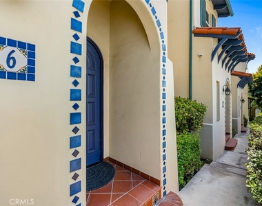 2753 Piedmont Avenue - Photo Thumbnail 2