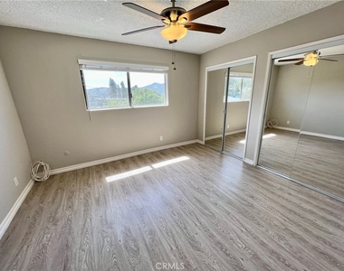 2306 Mira Vista Avenue - Photo Thumbnail 6