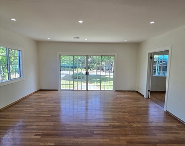 2035 Rangeview - Photo Thumbnail 4