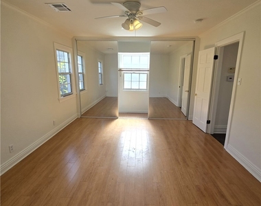 2035 Rangeview - Photo Thumbnail 11
