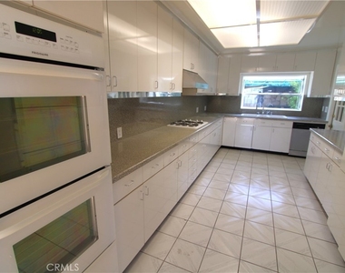 2035 Rangeview - Photo Thumbnail 6