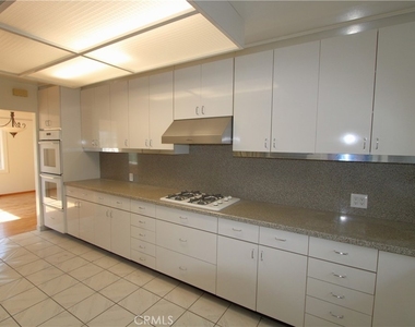 2035 Rangeview - Photo Thumbnail 7