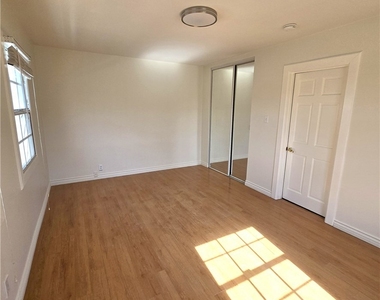 2035 Rangeview - Photo Thumbnail 13