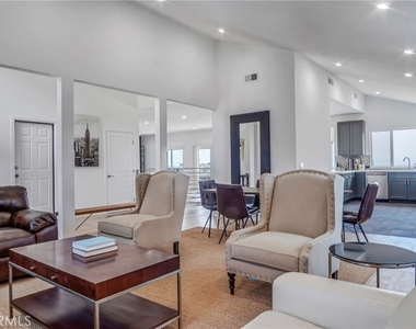 4124 Barrett - Photo Thumbnail 6