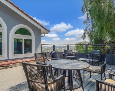 4124 Barrett - Photo Thumbnail 38